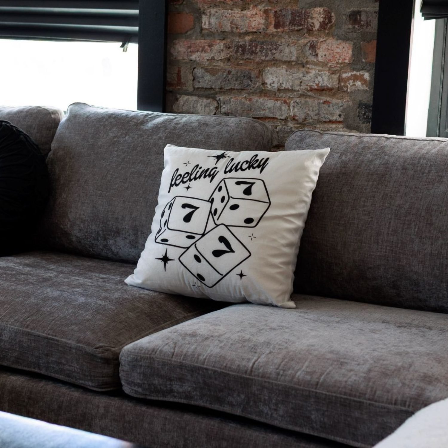 38F23DF4-8FD6-4EEC-8C65-C240B706E0063