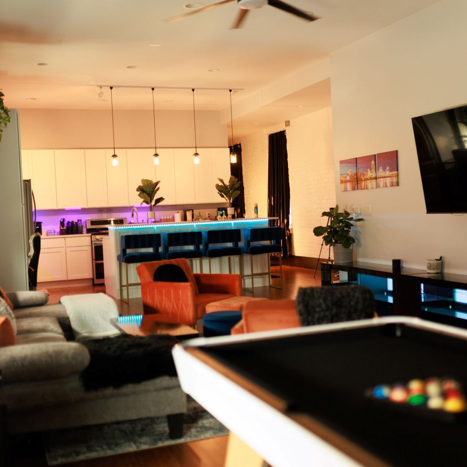 DFE3DAE1-7562-44EE-8D28-3303BC7D250F3