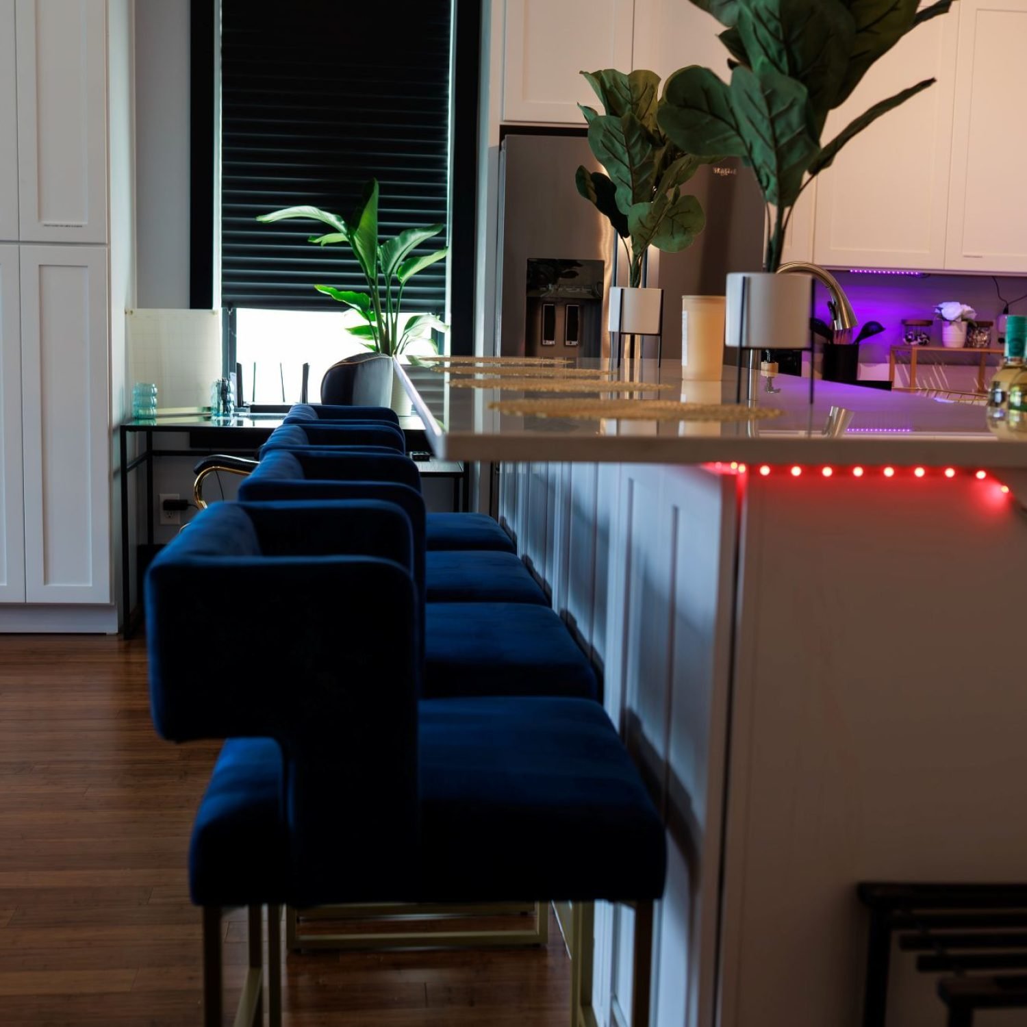 F9D8C972-85EA-40C4-95A3-16E902267C3BE